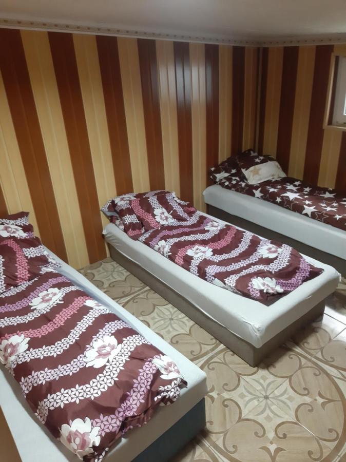 Viktoria Vendeghaz Apartment Mişcolţ Cameră foto