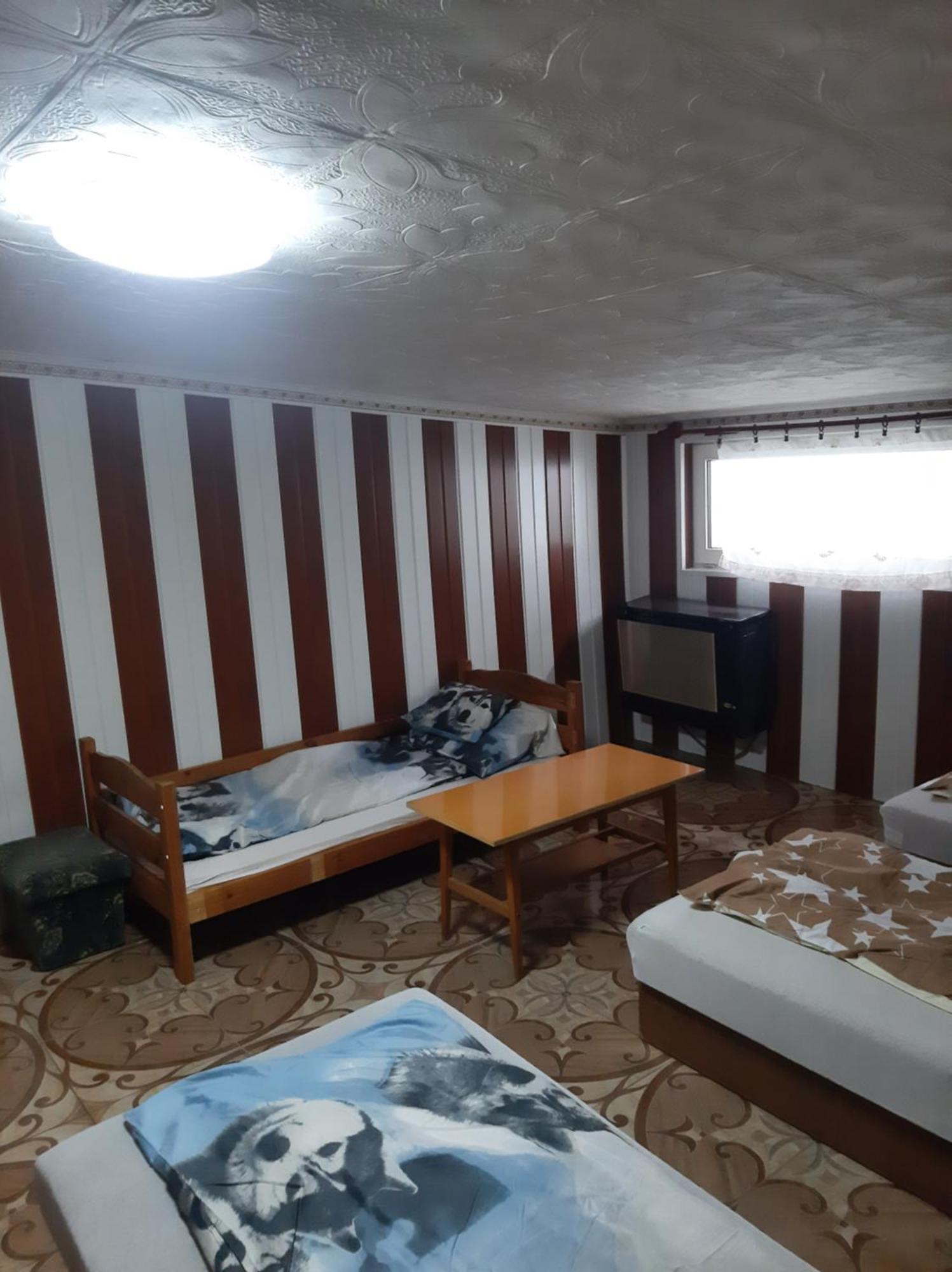 Viktoria Vendeghaz Apartment Mişcolţ Cameră foto